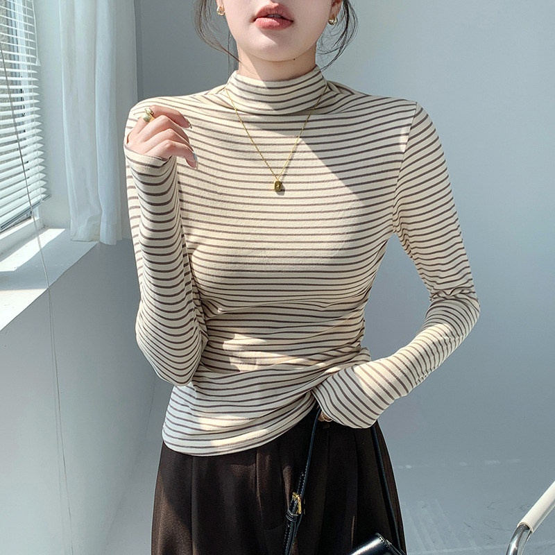 Классическая женская футболка  – обзор и цена Base Layer Top