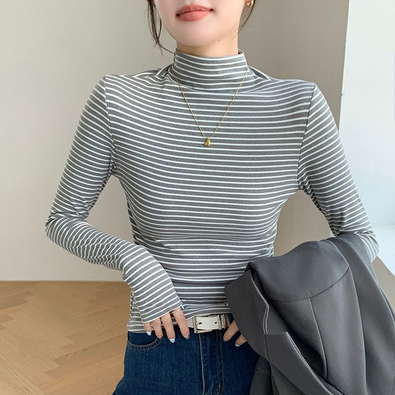 Классическая женская футболка  – обзор и цена Base Layer Top